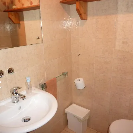 Hermitage E3 Apartment Porto Valtravaglia